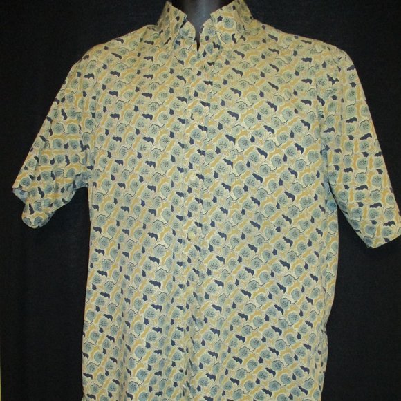 B D Baggies Short Sleeves Multicolored Flying Bats Button Down Shirt - Picture 1 of 9